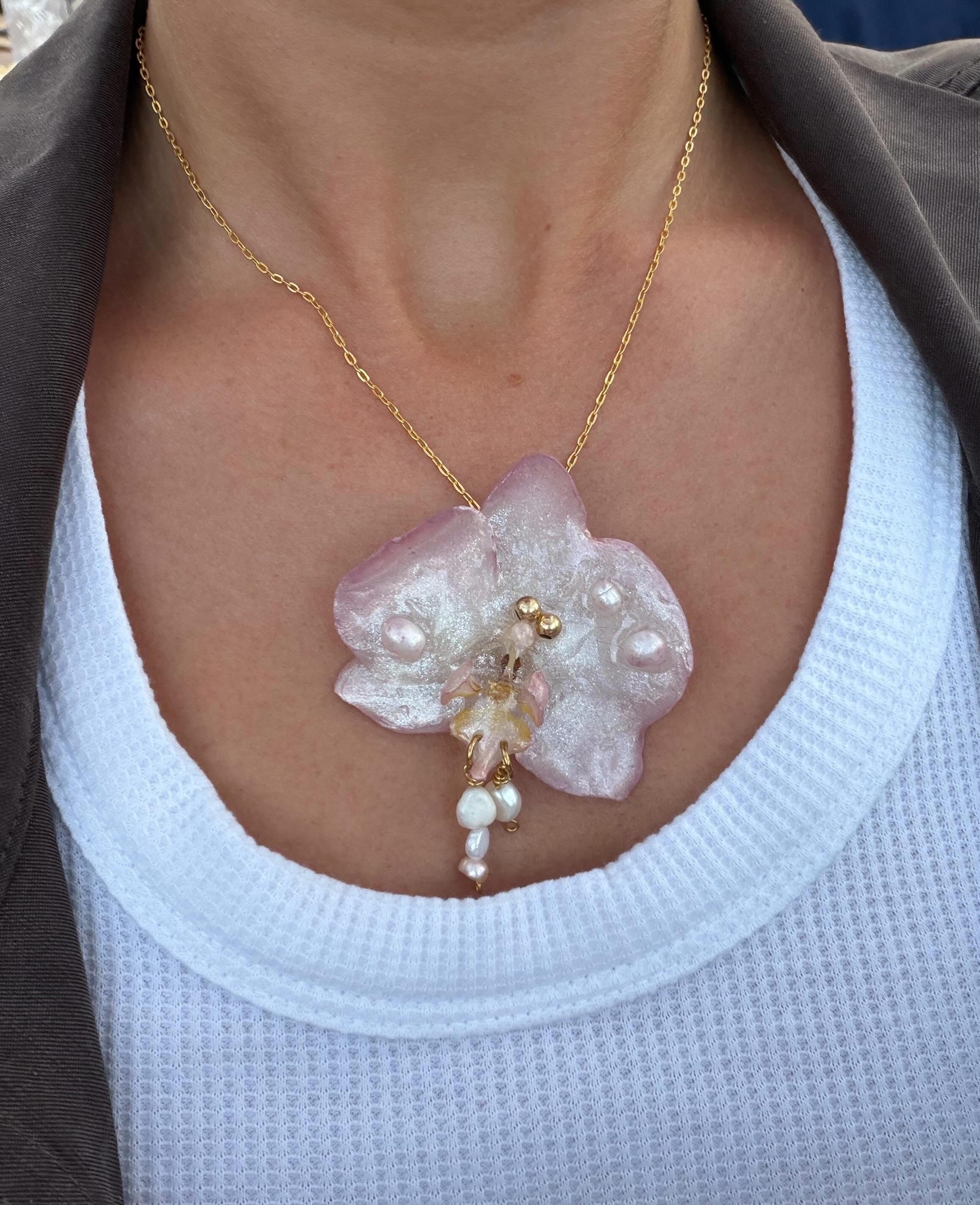PERLE ROSÉ ORCHID NECKLACE - 18K GOLD VERMEIL