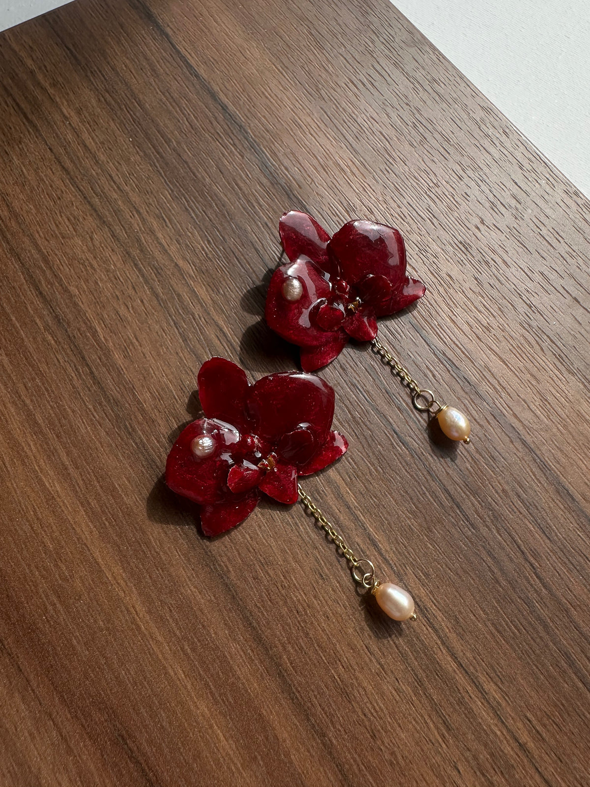 EMILY ORCHID EARRINGS - FRESH WATER PEARLS