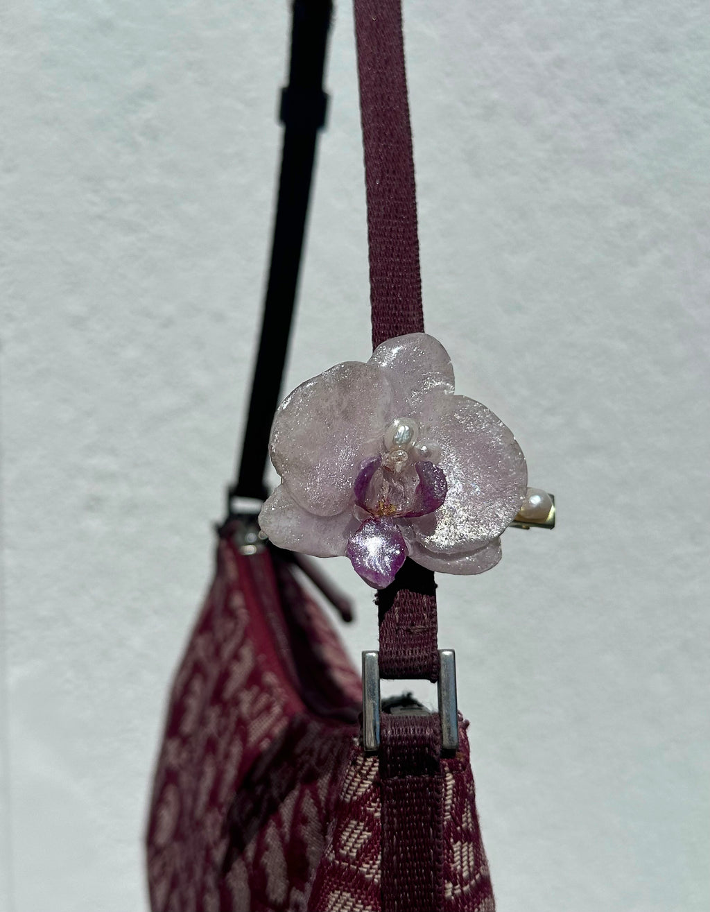 SORELLA ORCHID CLIP