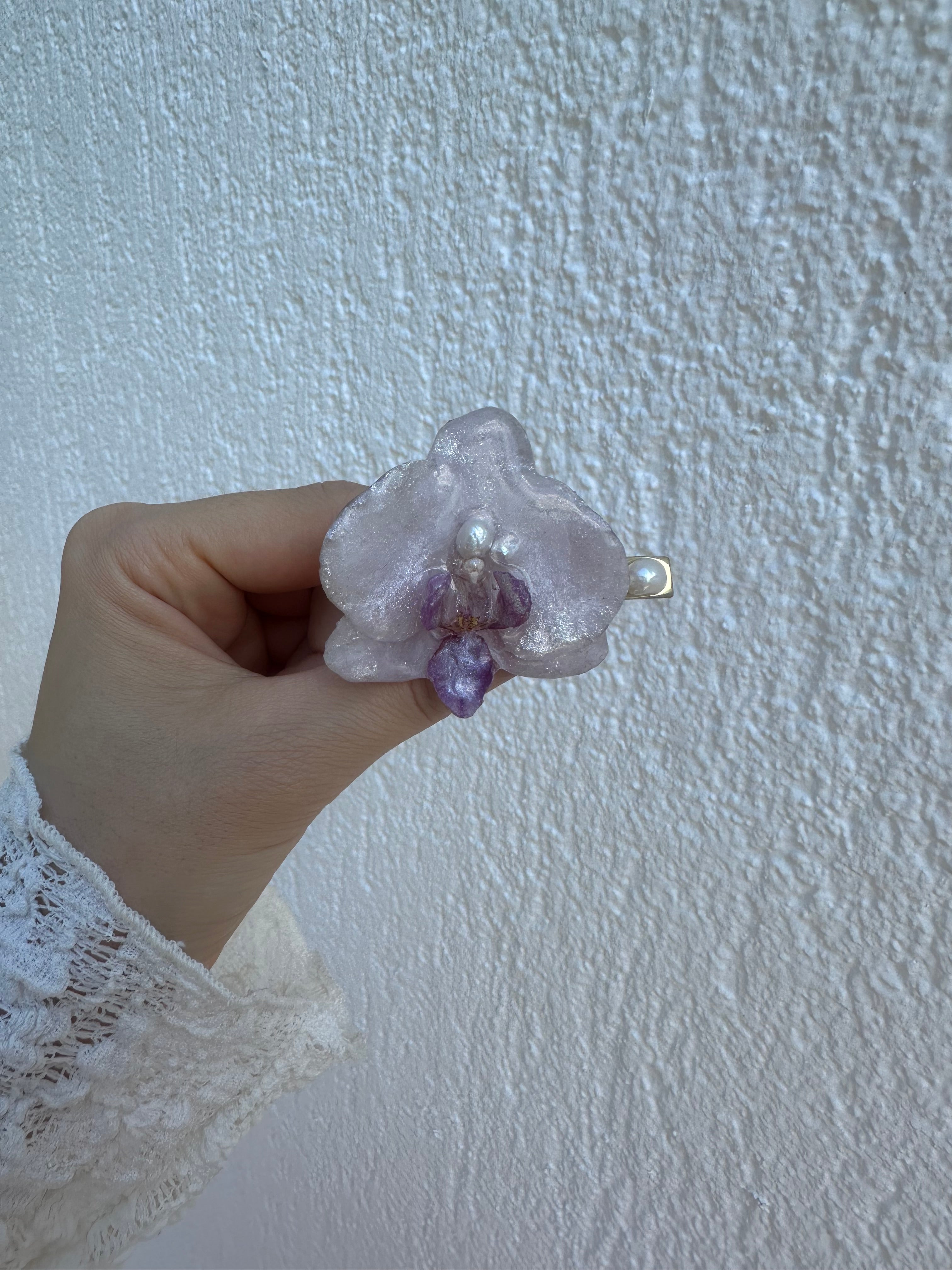 SORELLA ORCHID CLIP