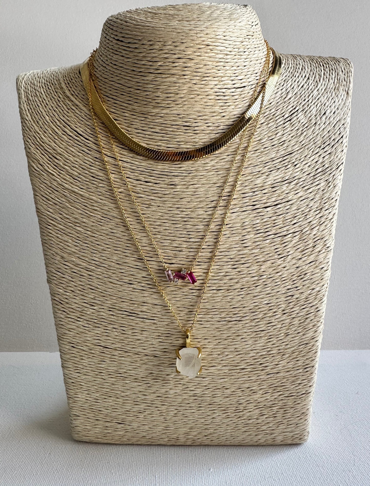 PRISCILLA NECKLACE GOLD (NEW)