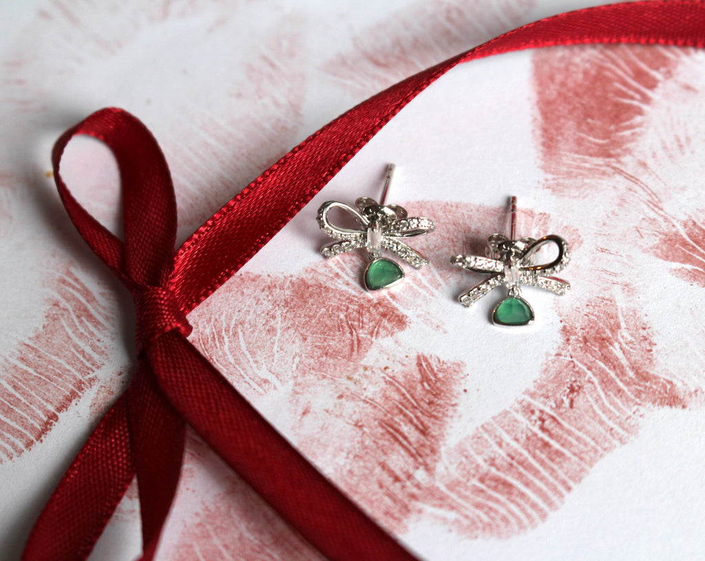 RIBBON GREEN CHALCEDONY EARRINGS - 925 STERLING SILVER