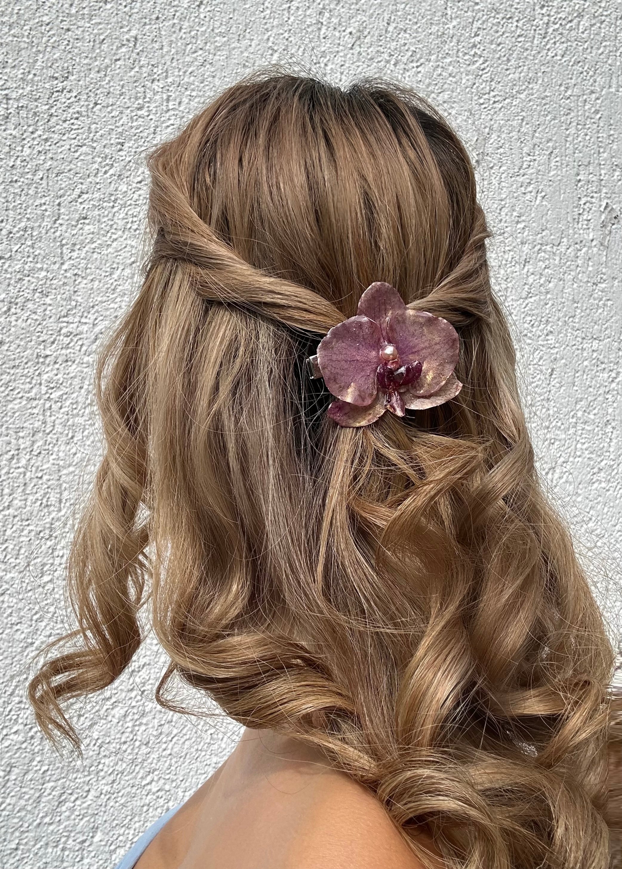 VALERIA ORCHID HAIR CLIP