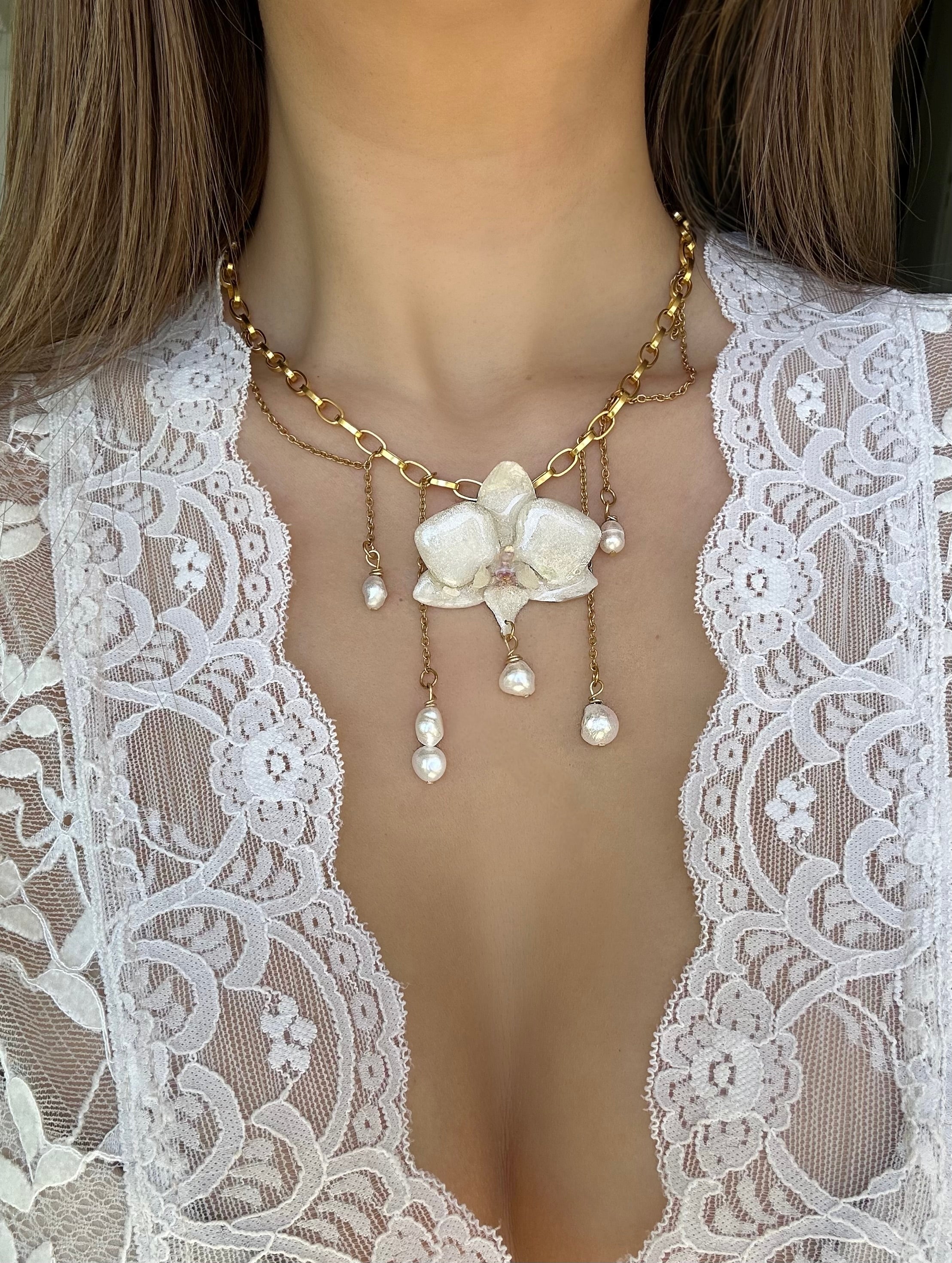 JOELLA ORCHID NECKLACE - 18K GOLD VERMEIL