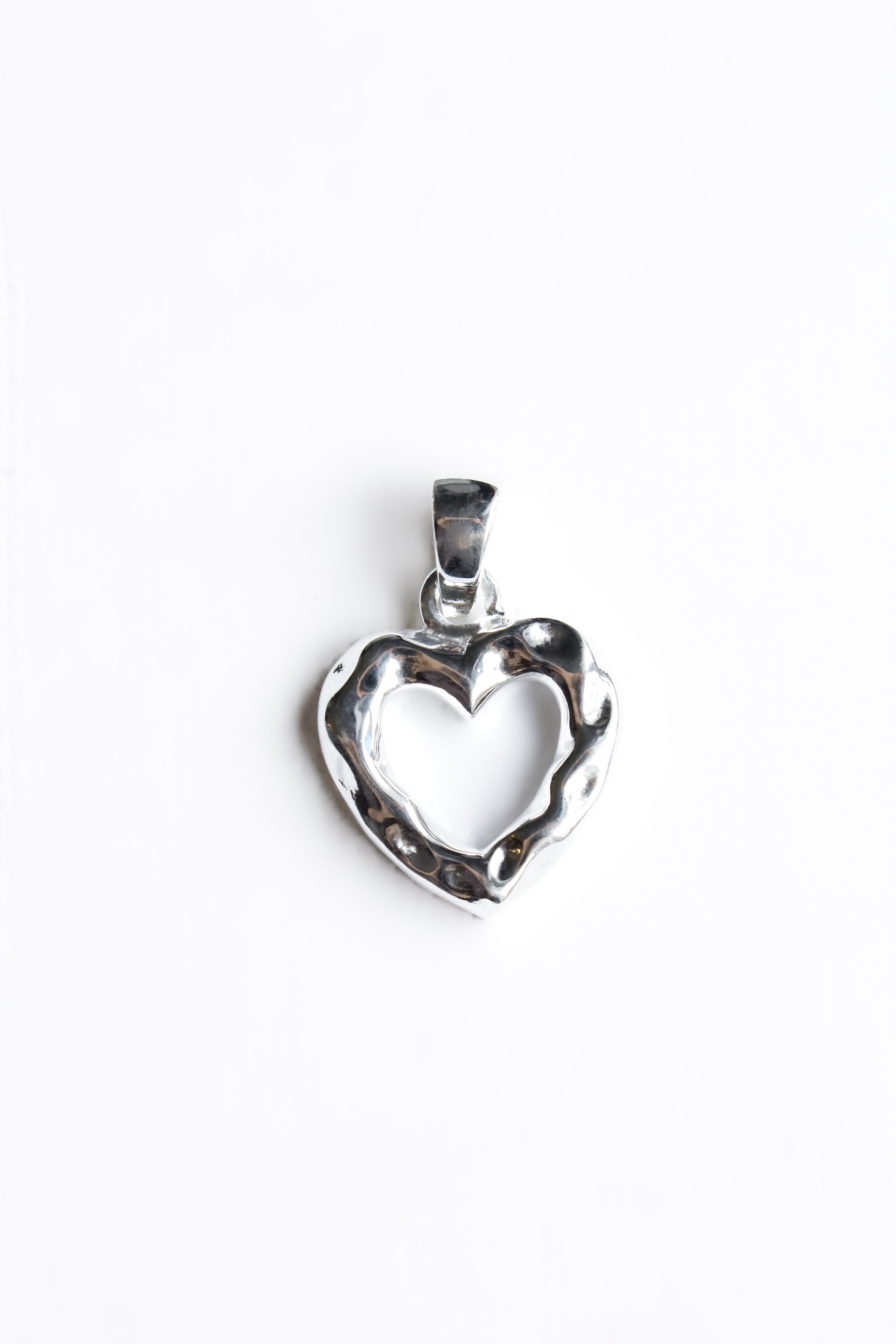 BISOUS CHARM (OWN DESIGN)