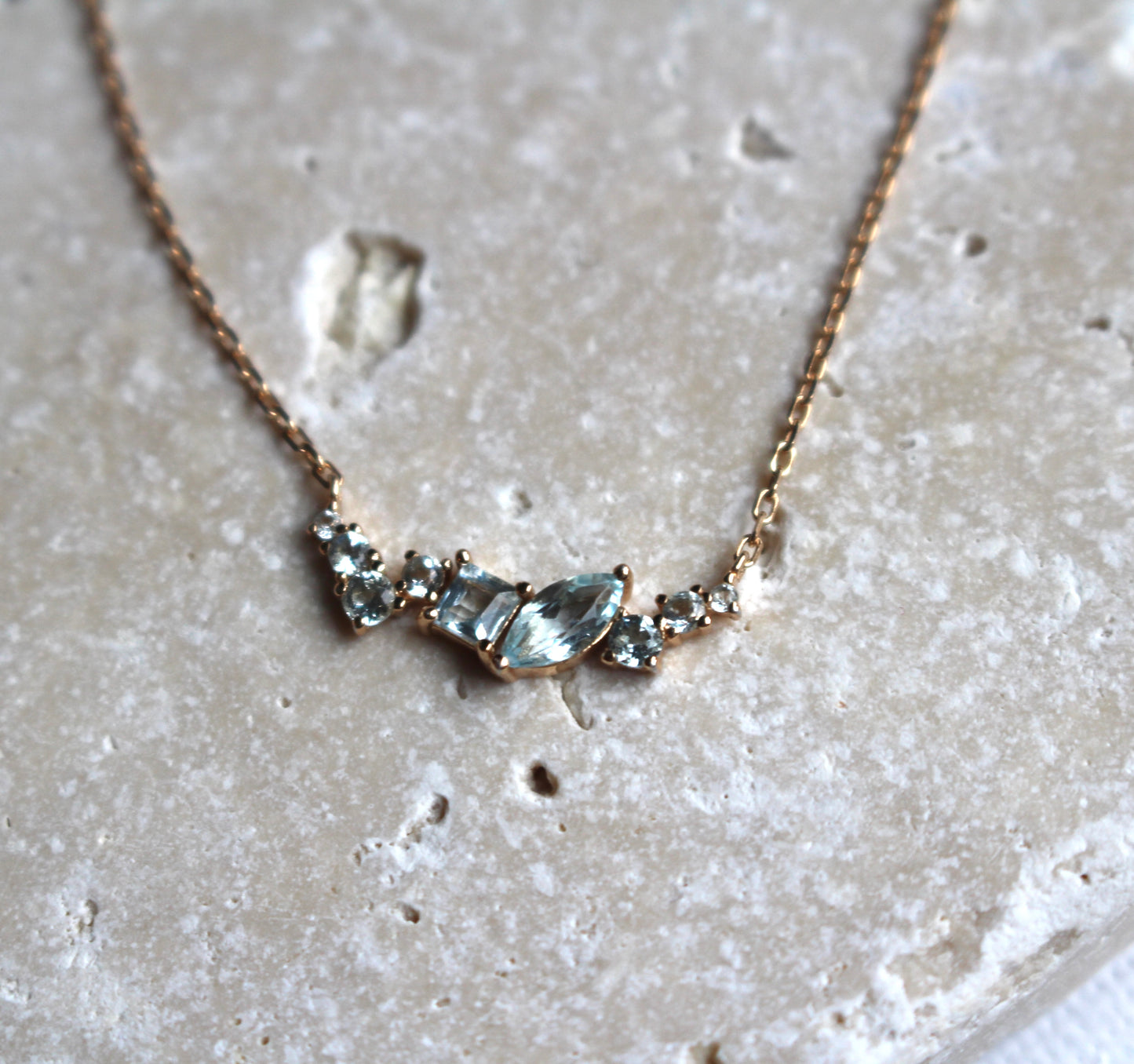 BLUE TOPAZ STERLING SILVER NECKLACE